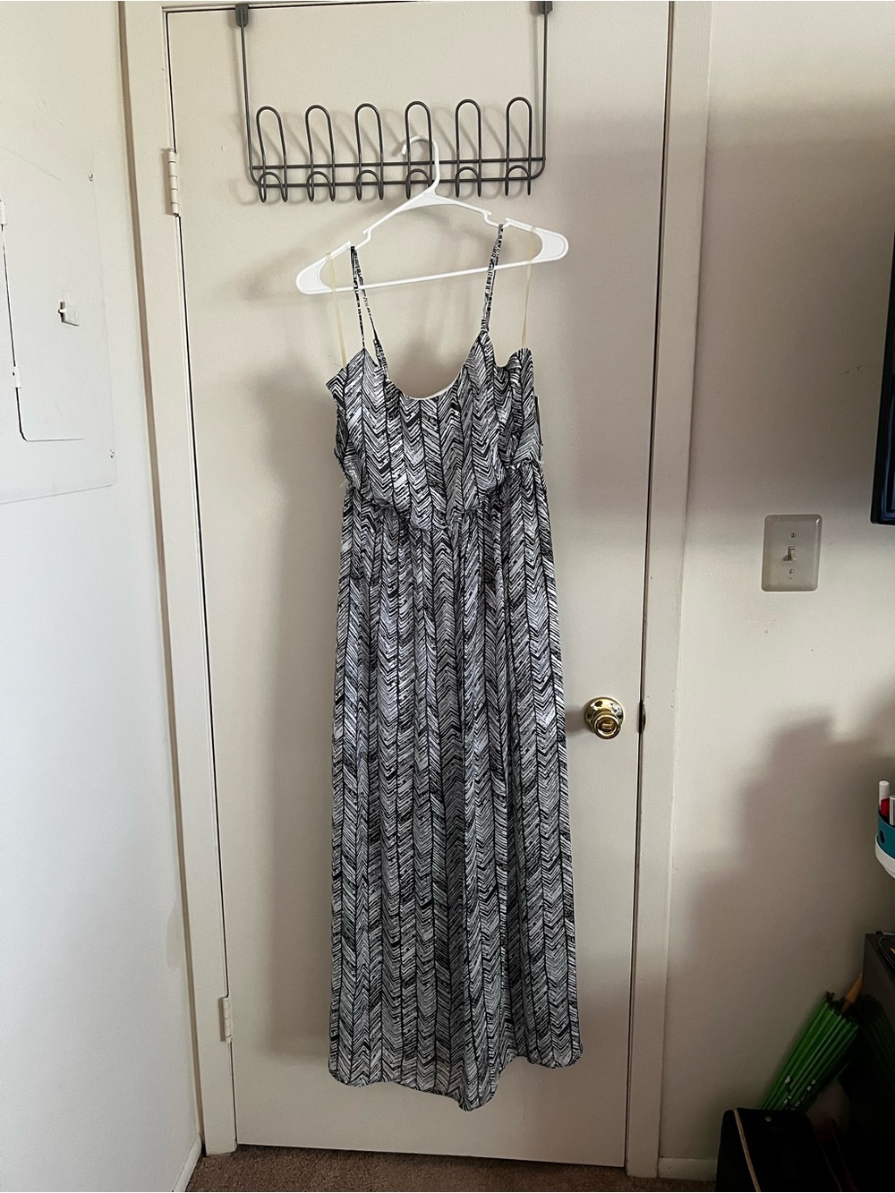 Love Reign by As U Wish Spaghetti Strap Maxi Dress in Black & White Chevron